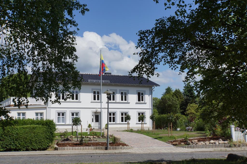 Haus Buddenbrock Auf Ruegen Wiek auf Rügen Exteriér fotografie